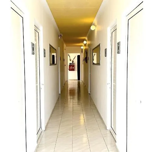 Falirala Апартаменты